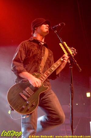 Hinder - Congress Theatre Chicago, IL January 2007 | Photos by Adam Bielawski