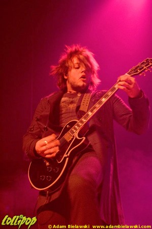 Hinder - Congress Theatre Chicago, IL January 2007 | Photos by Adam Bielawski