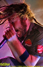 In Flames - Metro Chicago, IL December 2006 | Photos by Vivianne J. Odisho