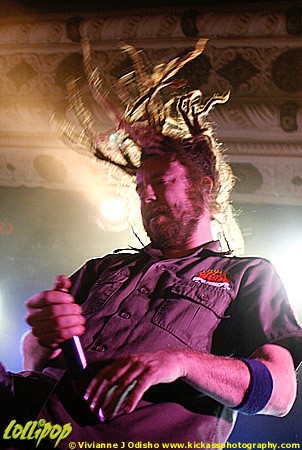 In Flames - Metro Chicago, IL December 2006 | Photos by Vivianne J. Odisho