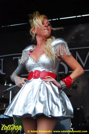 In This Moment - Rockstar Mayhem Chicago, IL July 2010 | Photos by Adam Bielawski