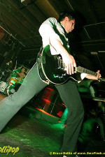 It Dies Today - Living Room Providence, RI January 2005 | Photos by Bruce Bettis