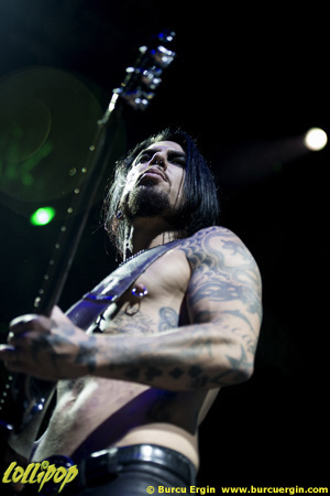 Jane's Addiction - Rockstar Uproar Mansfield, MA August 2013 | Photos by Burcu Ergin