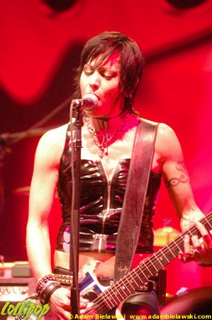 Joan Jett - Gibson Guitar Booth Computer Electronic Show Las Vegas, NV January 2007 | Photos by Adam Bielawski