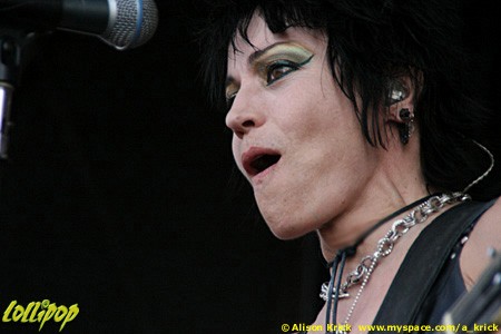 Joan Jett - Warped Tour Tinley Park, IL July 2006 | Photos by Alison Krick