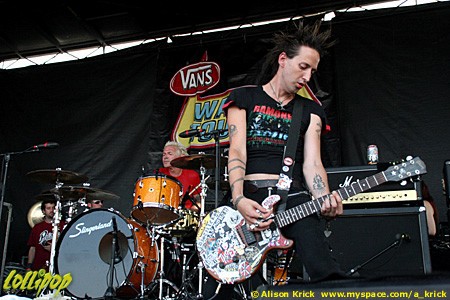 Joan Jett - Warped Tour Tinley Park, IL July 2006 | Photos by Alison Krick