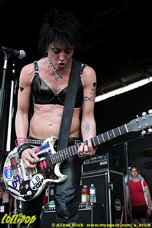 Joan Jett - Warped Tour Tinley Park, IL July 2006 | Photos by Alison Krick