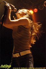 Juliette Lewis & the Licks - House of Blues Anaheim, CA October 2005 | Photos by Aaron D. Settipane Juliette Lewis & the Licks - House of Blues Anaheim, CA October 2005 | Photos by Aaron D. Settipane