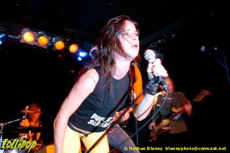 Juliette Lewis & the Licks - Tribeca Rock Club, NYC November 2004 | Photos by Nathan Blaney