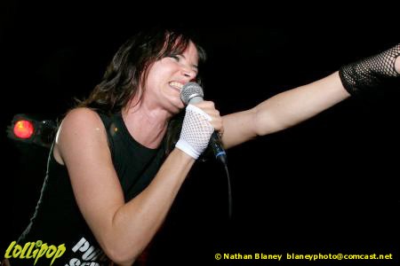 Juliette Lewis & the Licks - Tribeca Rock Club, NYC November 2004 | Photos by Nathan Blaney