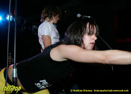 Juliette Lewis & the Licks - Tribeca Rock Club, NYC November 2004 | Photos by Nathan Blaney