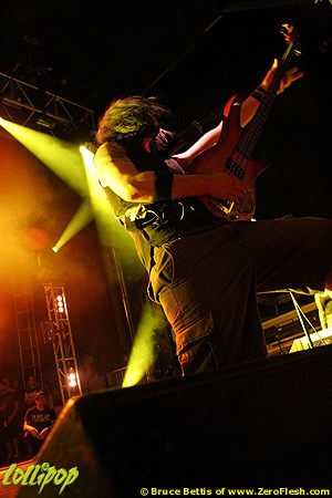 Killswitch Engage - Sounds of The Underground Mansfield, MA July 2006 | Photos by Bruce Bettis