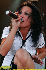 Lacuna Coil - Ozzfest2 Tinley Park, IL July 2006 | Photos by Vivianne J. Odisho