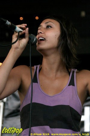 Meg and Dia - Warped Tour Milwaukee, WI July 2007 | Photos by Alison Krick