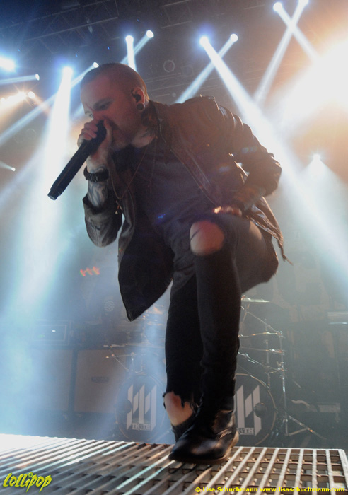 Memphis May Fire at New England Metal and Hardcore Festival Worcester, MA April 2016 | Photos by Lisa Schuchmann