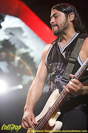 Metallica - Arco Arena Sacramento, CA December 2009 | Photos by Raymond Ahner