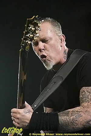 Metallica - Arco Arena Sacramento, CA December 2009 | Photos by Raymond Ahner