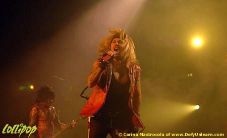 Mötley Crüe - Verizon Wireless Arena Manchester, NH August 2005 | Photos by Carina Mastrocola
