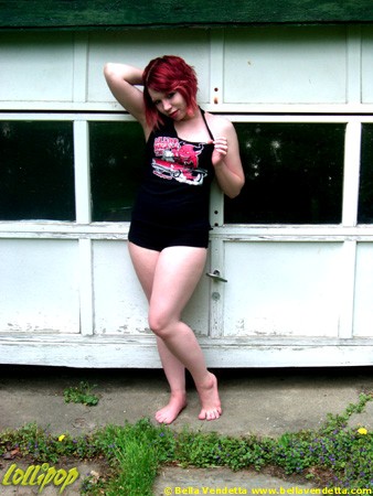 Nessie Monster | Hot Rod Devilette | Photos by Bella Vendetta