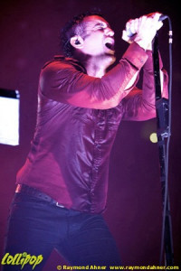 Nine Inch Nails - Oracle Arena Oakland, CA September 2008 | Photos by Raymond Ahner