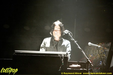 Nine Inch Nails - Oracle Arena Oakland, CA September 2008 | Photos by Raymond Ahner