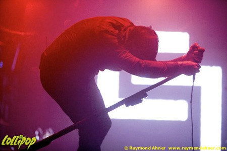 Nine Inch Nails - Oracle Arena Oakland, CA September 2008 | Photos by Raymond Ahner