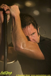 Nine Inch Nails - Shoreline Amphitheater Mountain View, CA May 2009 | Photos by Raymond Ahner