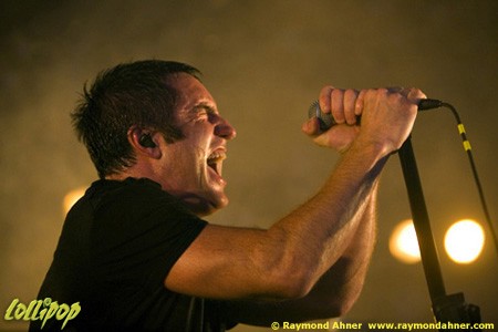 Nine Inch Nails - Shoreline Amphitheater Mountain View, CA May 2009 | Photos by Raymond Ahner