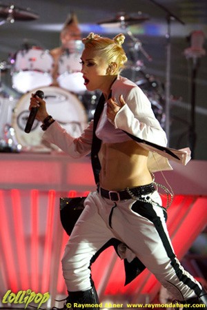 No Doubt - Shoreline Amphitheater Mountain View, CA July 2009 | Photos by Raymond Ahner