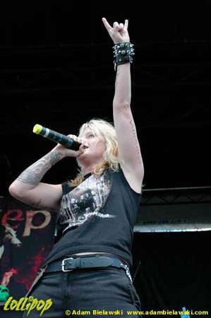 Otep - Tweeter Center Tinley Park, IL August 2004 | Photos by Adam Bielawski