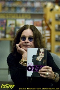 Ozzy Osbourne - Barnes and Noble Skokie, IL January 2010 | Photos by Adam Bielawski