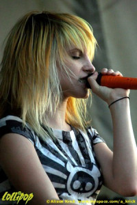 Paramore - Warped Tour Milwaukee, WI July 2007 | Photos by Alison Krick Paramore - Warped Tour Milwaukee, WI July 2007 | Photos by Alison Krick