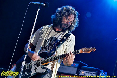 Pearl Jam - Marcus Amphitheater Milwaukee, WI June 2006 | Photos by Vivianne J. Odisho