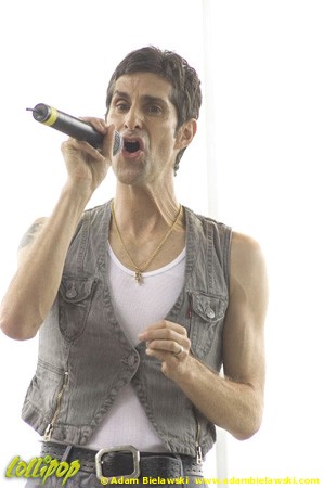 Peter DiStefano with Perry Farrell - Lollapalooza Chicago, IL August 2006 | Photos by Adam Bielawski
