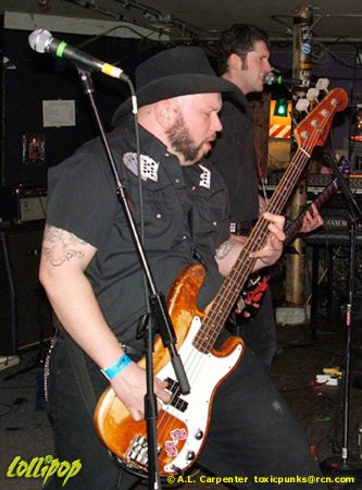 Rock City Crimewave - Middle East Cafe Cambridge, MA February 2005 | Photos by A.L. Carpenter