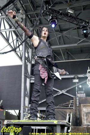 Saliva - Rock on the Range Columbus, OH May 2009 | Photos by Adam Bielawski
