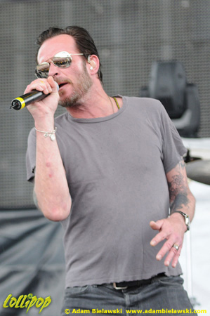 Scott Weiland & The Wildabouts - Rock on the Range Columbus, OH May 2015 | Photos by Adam Bielawski
