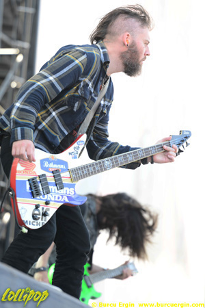 Seether - Hellfest Clisson, France June 2014 | Photos by Burcu Ergin