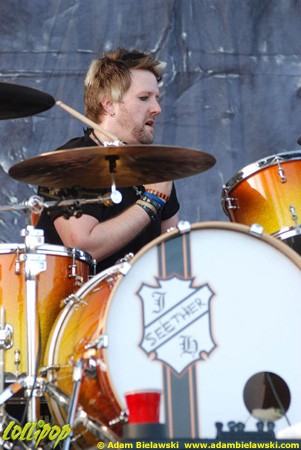 Seether - Rock on the Range Columbus, OH May 2010 | Photos by Adam Bielawski