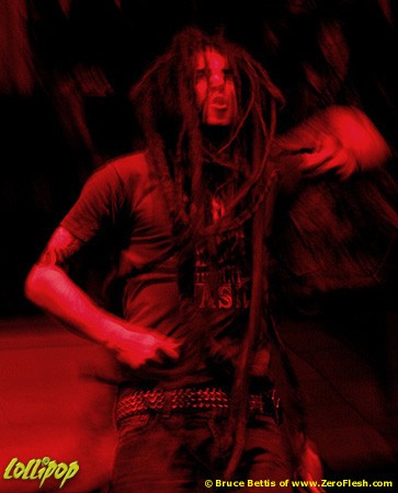 Shadows Fall - Tsongas Arena Lowell, MA March 2005 | Photos by Bruce Bettis