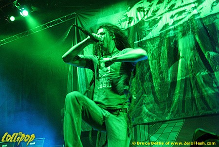 Shadows Fall - Tsongas Arena Lowell, MA March 2005 | Photos by Bruce Bettis