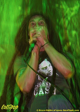 Shadows Fall - Tsongas Arena Lowell, MA March 2005 | Photos by Bruce Bettis