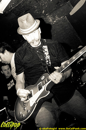 Smogtown - Shakedown Bar San Diego, CA February 2013 | Photos by akaFotogirl