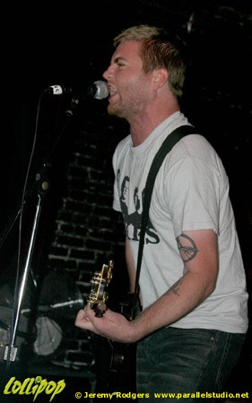 Smoke or Fire - Vino's Little Rock, AR November 2005 | Photos by Jeremy Rodgers