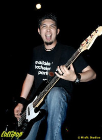 Smoke Star - Axis Lounge Carlstadt, NJ June 2005 | Photos by Misfit Studios