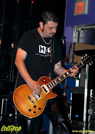 Smoke Star - Axis Lounge Carlstadt, NJ June 2005 | Photos by Misfit Studios