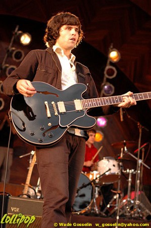 Spoon - Hatch Shell Boston, MA August 2005 | Photos by Wade Gosselin