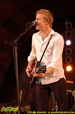 Spoon - Hatch Shell Boston, MA August 2005 | Photos by Wade Gosselin