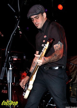 Street Dogs - Starland Ballroom Sayerville, NJ February 2005 | Photos by Misfit Studios