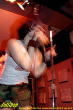 Sugabomb - Abbey Lounge Somerville, MA April 2005 | Photos by Andrew Pickering